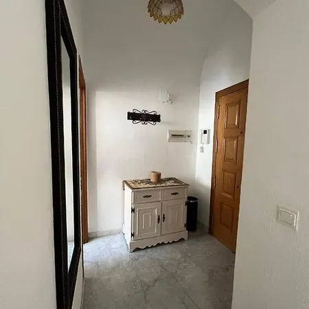 Calle De La Convalecencia *