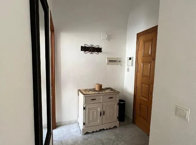 Calle De La Convalecencia *