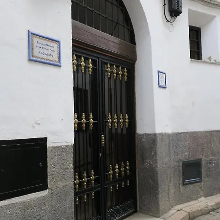 Calle De La Convalecencia Apartment *